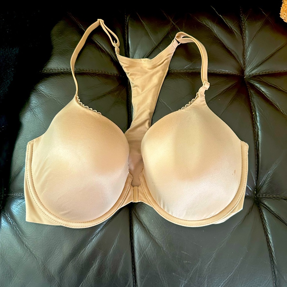 Victorias Secret Body byVictoria Lightly Lined Full-Coverage Racerback Bra 34DDD